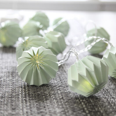 Popierine-girlianda-kambario-HR-JPG_728-74_MB_001