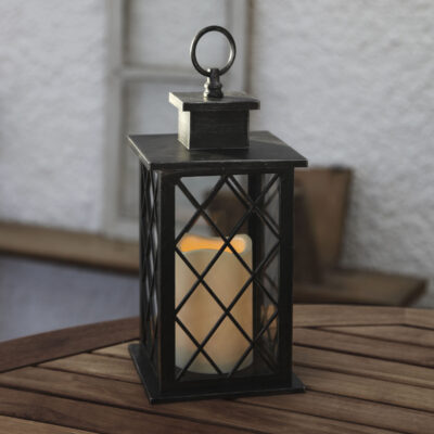 Sodo-lauko-adekoracija-zibintas_zvakide_067-92_MB_002