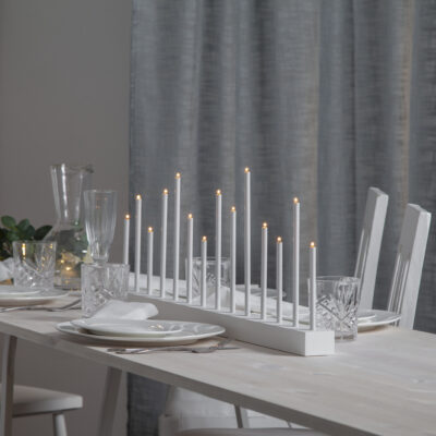 pastatoma kaledine dekoracija zvakide 644-11